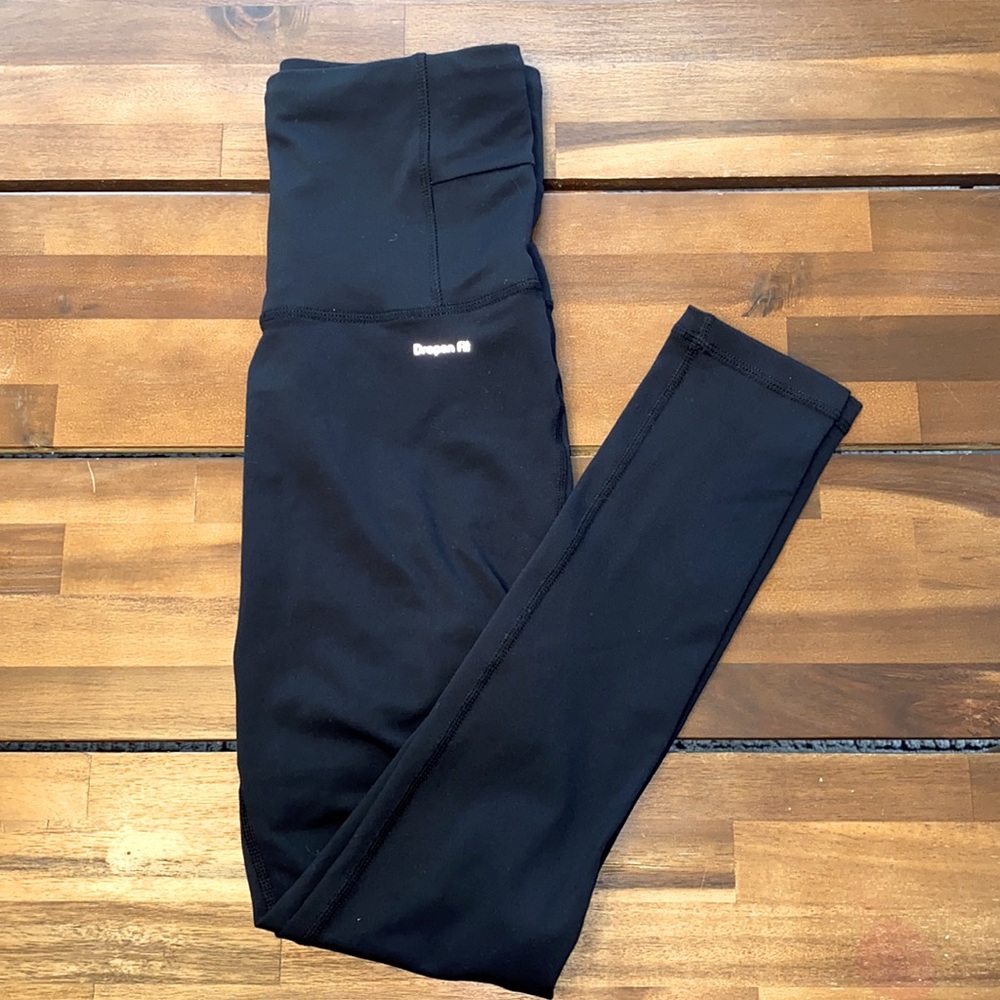 Dragon Fit 3/4 length high waisted compression workout leggings